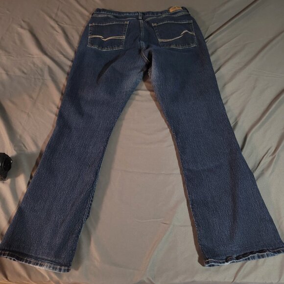 Levi Strauss Signature Jeans Womens 33* Blue Curvy Bootcut Dark Wash Denim - Picture 4 of 9